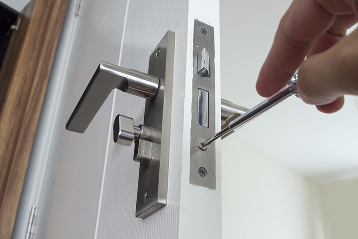 Our local locksmiths are able to repair and install door locks for properties in Iver Heath and the local area.